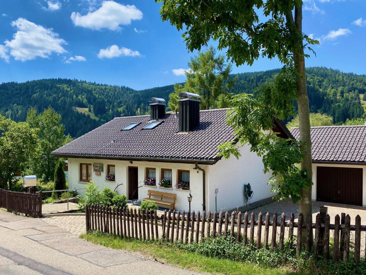 ザンクト・ブラージエンHaus Tanneckアパートメント エクステリア 写真